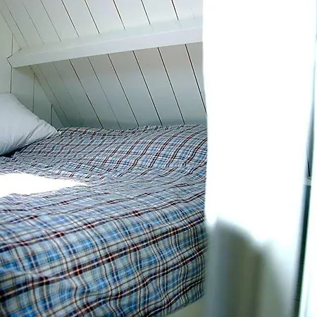 Bed In Waterland Bed & Breakfast 4*