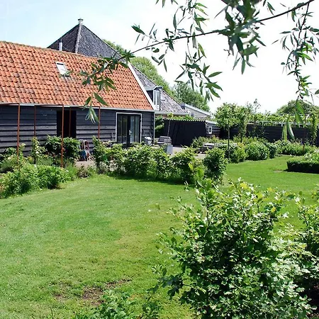 Alojamento de Acomodação e Pequeno-almoço Bed In Waterland Broek in Waterland